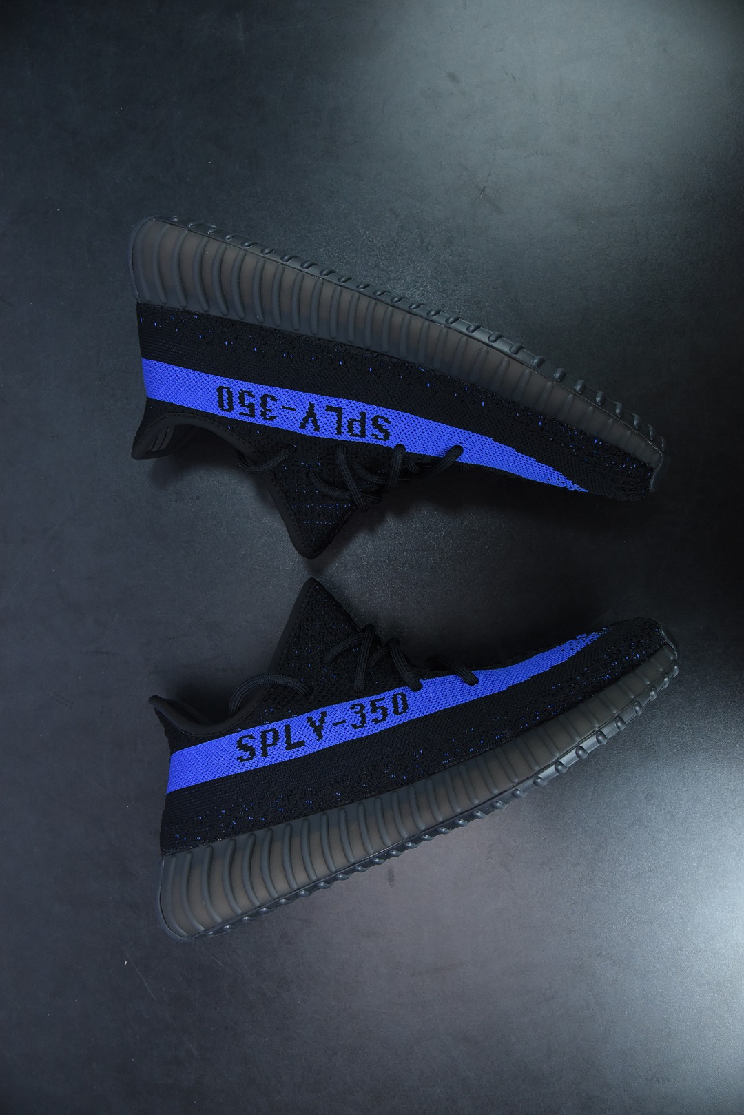Yeezy Boost 350 V2"Dazzling Blue" 黑蓝 椰子运动跑鞋 官方货号：GY7164