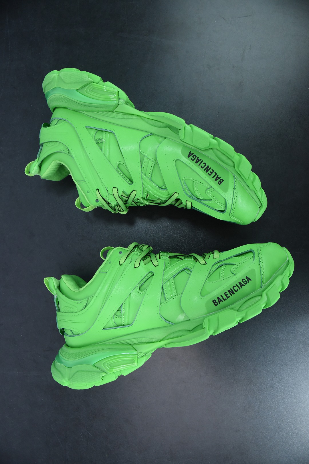 巴黎世家三代 3.0  Balenciaga Triple S 骚绿 绿色户外老爹鞋