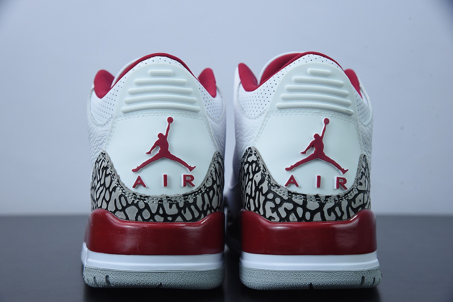 0D0Q6  纯原版本 AJ3 SE "Denim" AJ3 乔3白孔雀低帮休闲慢跑鞋 CT8532-126