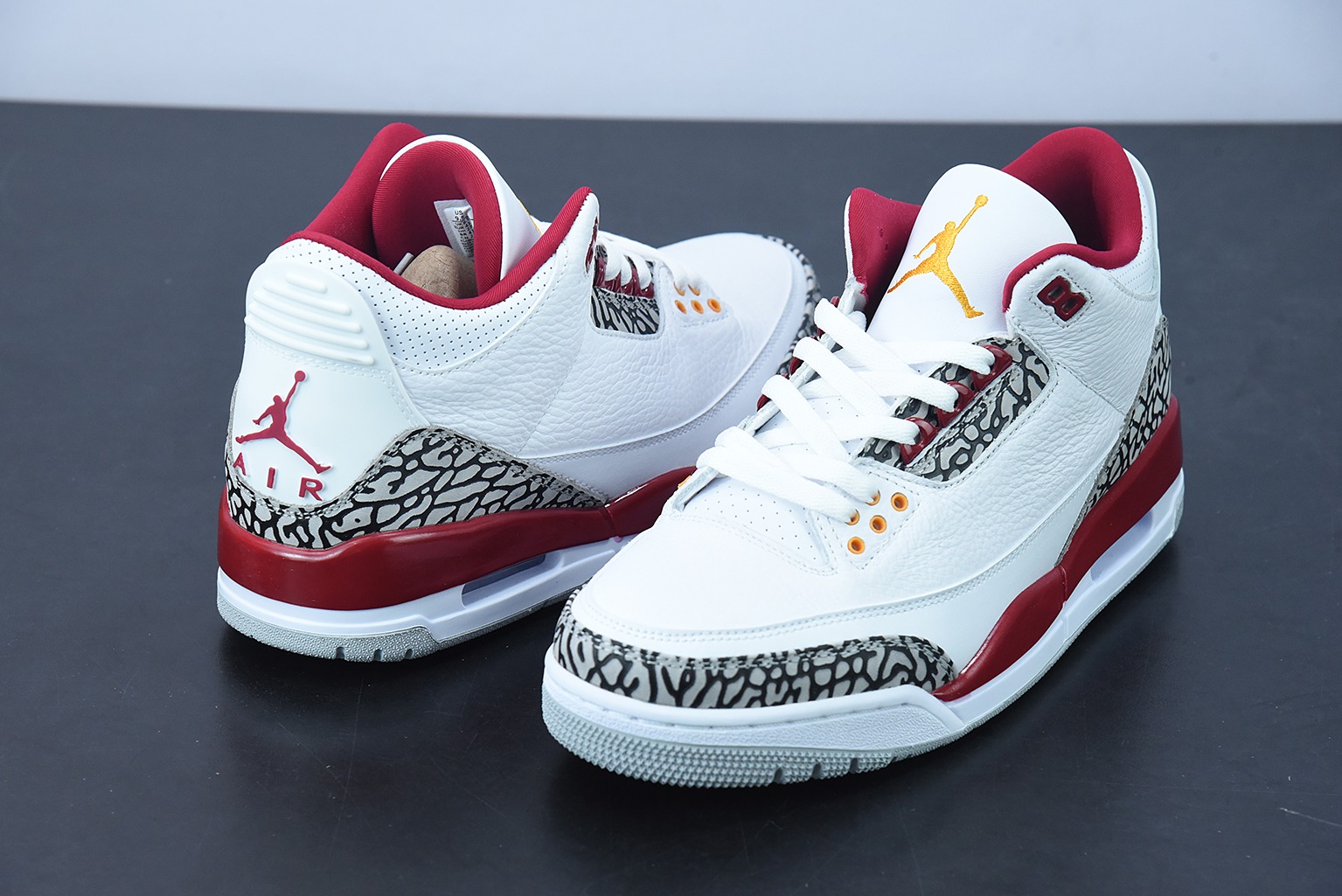 0D0Q6  纯原版本 AJ3 SE "Denim" AJ3 乔3白孔雀低帮休闲慢跑鞋 CT8532-126