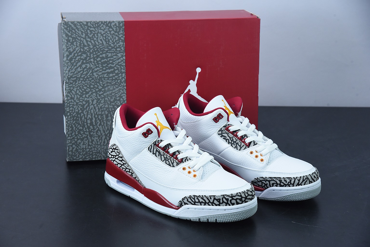 0D0Q6  纯原版本 AJ3 SE "Denim" AJ3 乔3白孔雀低帮休闲慢跑鞋 CT8532-126