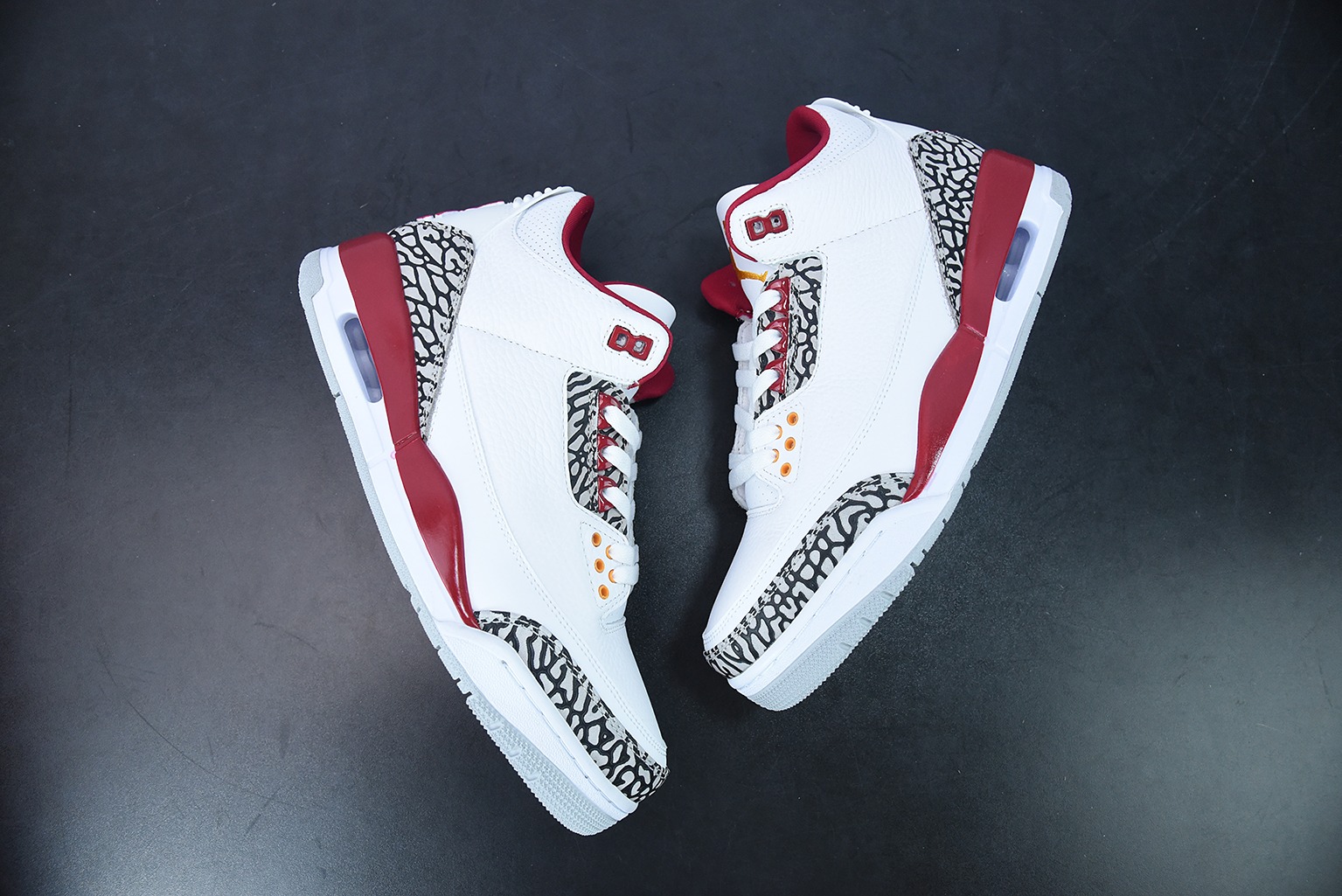 0D0Q6  纯原版本 AJ3 SE "Denim" AJ3 乔3白孔雀低帮休闲慢跑鞋 CT8532-126
