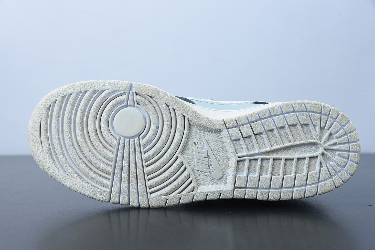 0H3G5 纯原版本 Nk Dunk Low "Retro" Vibe风做旧 解构鞋带 烟灰色 SB低帮运动休闲板鞋 DD1503-109