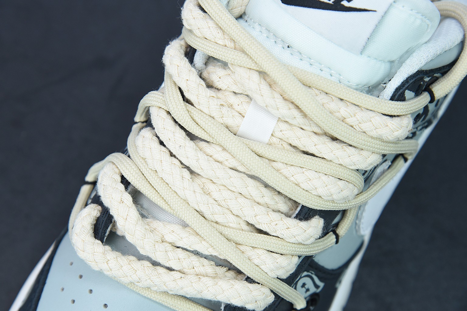 0H3G5 纯原版本 Nk Dunk Low "Retro" Vibe风做旧 解构鞋带 烟灰色 SB低帮运动休闲板鞋 DD1503-109