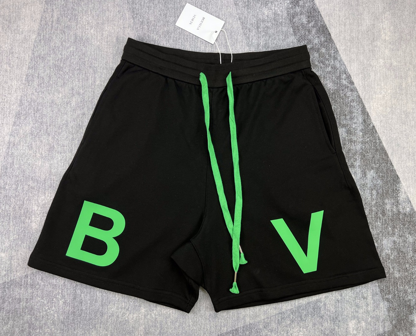 【新款上架】BV 2022夏季新款 大字母logo直筒抽绳百搭休闲短裤