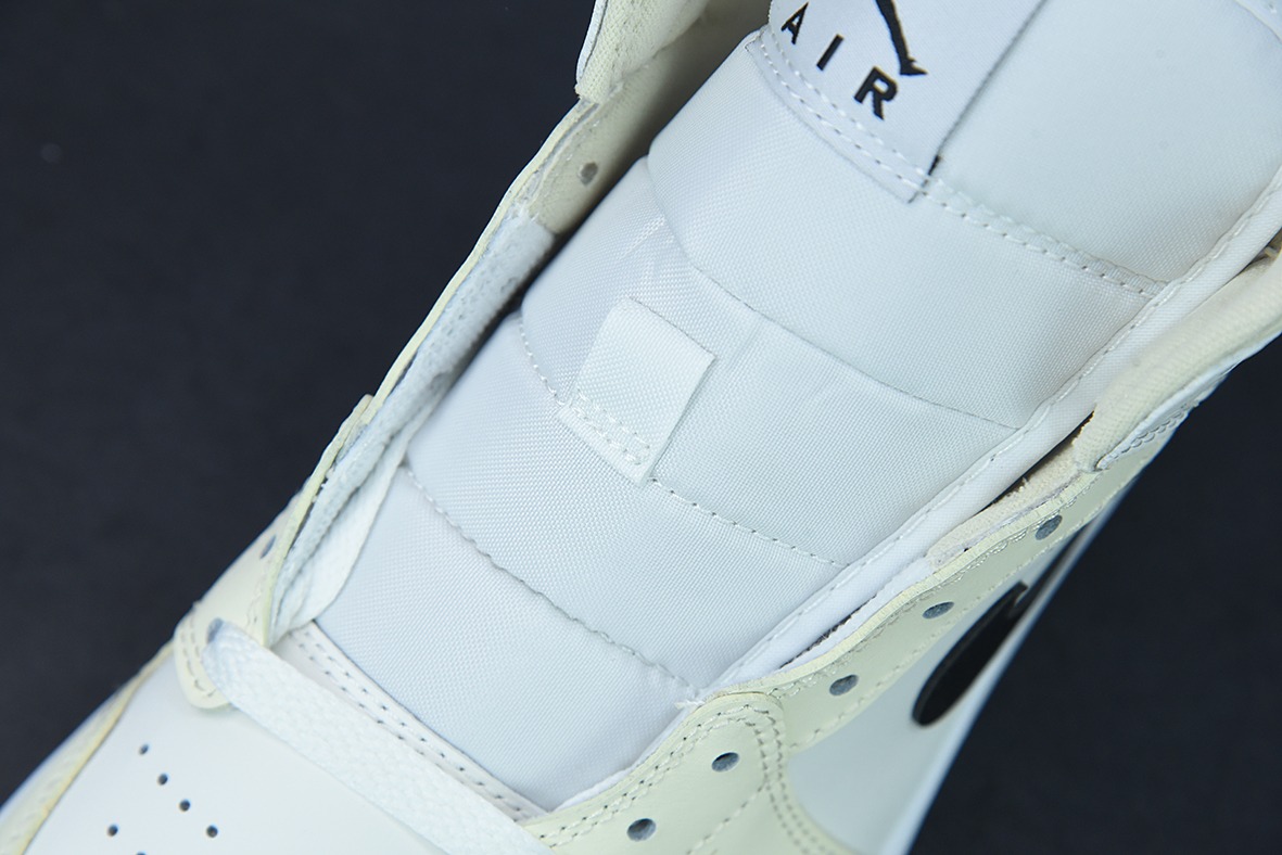 Air Jordan 1 Mid AJ1 乔1奶白椰奶 中邦篮球鞋 货号：BQ6472-121