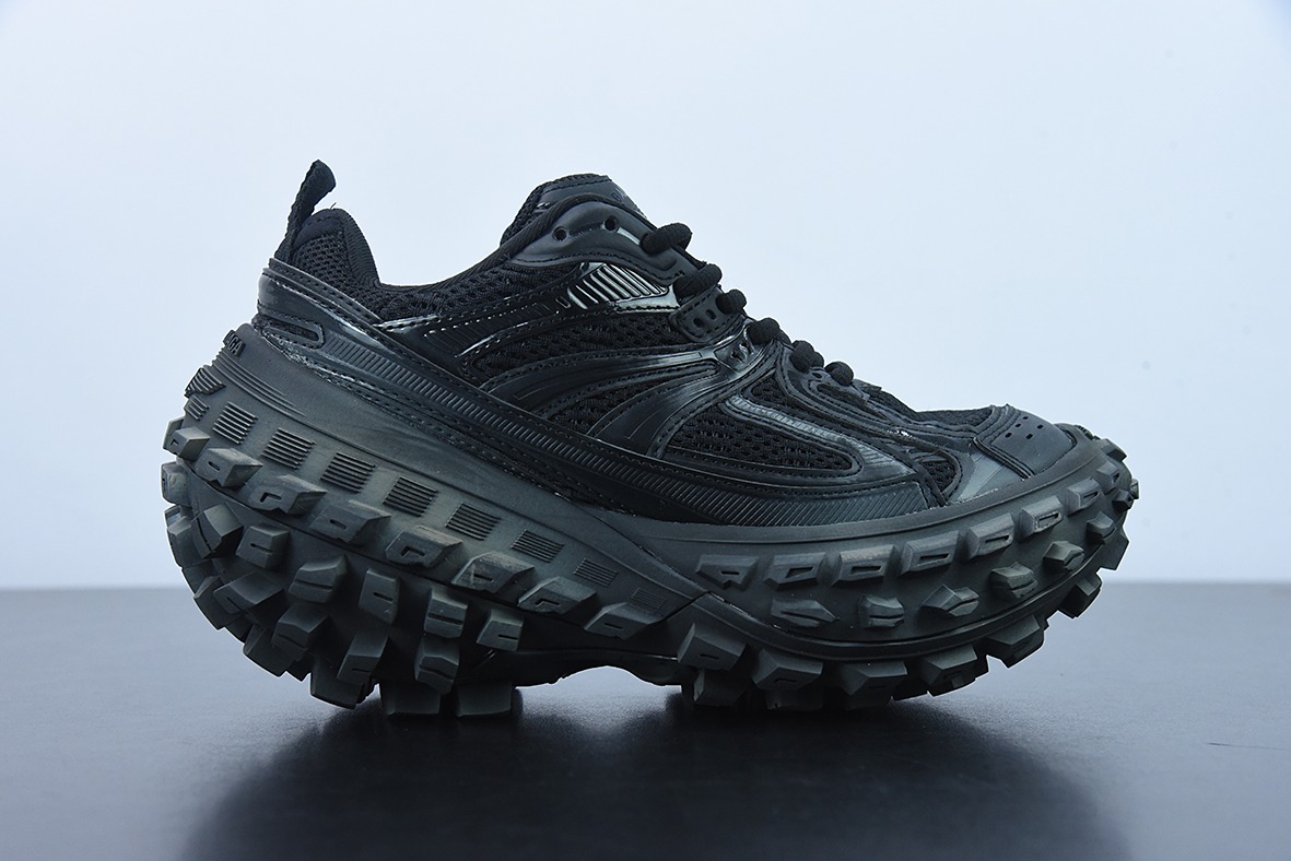 BALENCIAGA Defender Rubber Platform Sneakers卫士系列低帮坦克履带轮胎型越野户外增高厚底休闲运动慢跑鞋“685613 W2RA6 1000