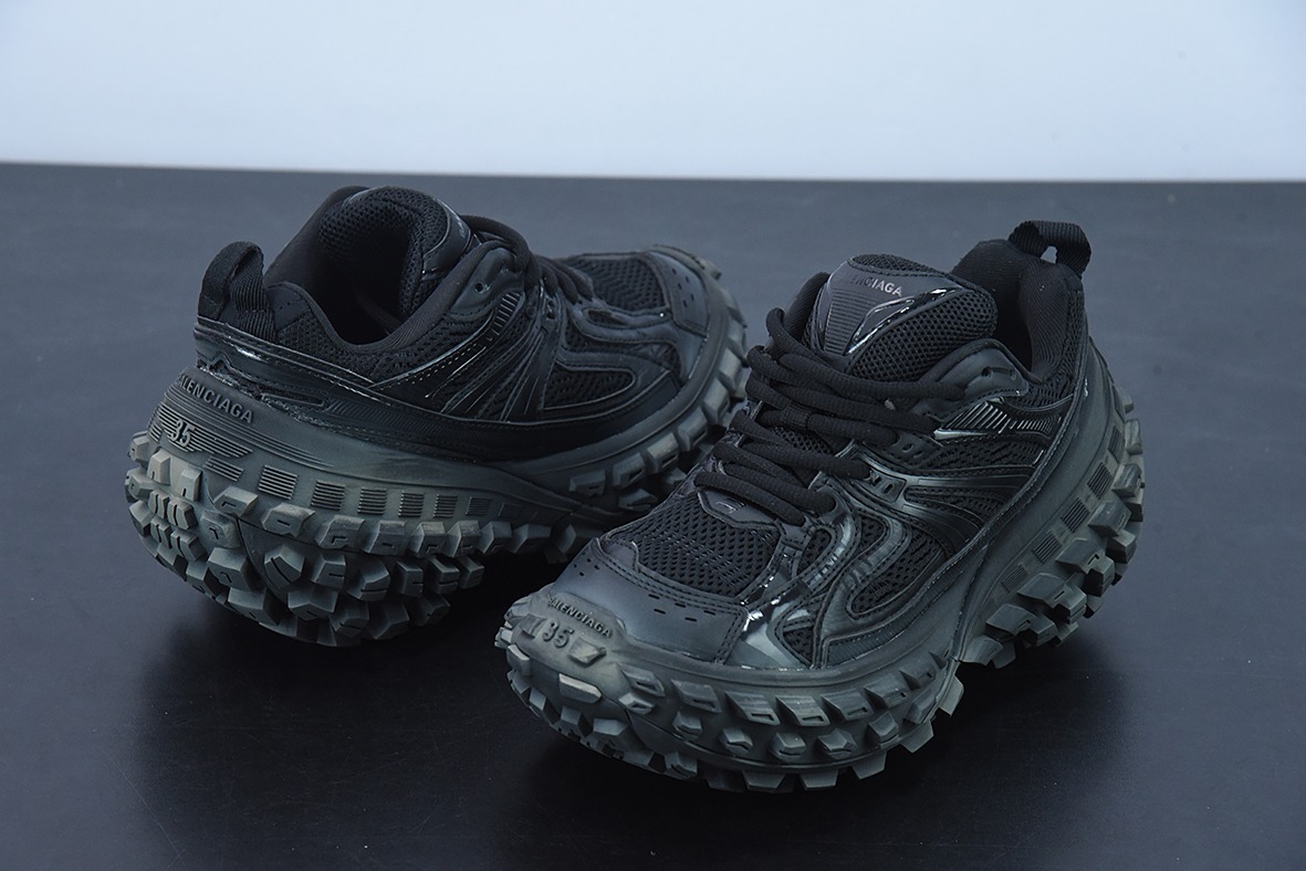 BALENCIAGA Defender Rubber Platform Sneakers卫士系列低帮坦克履带轮胎型越野户外增高厚底休闲运动慢跑鞋“685613 W2RA6 1000