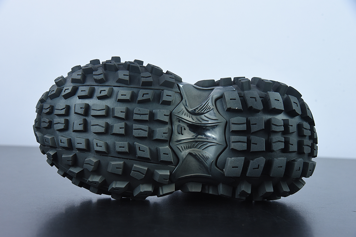 BALENCIAGA Defender Rubber Platform Sneakers卫士系列低帮坦克履带轮胎型越野户外增高厚底休闲运动慢跑鞋“685613 W2RA6 1000