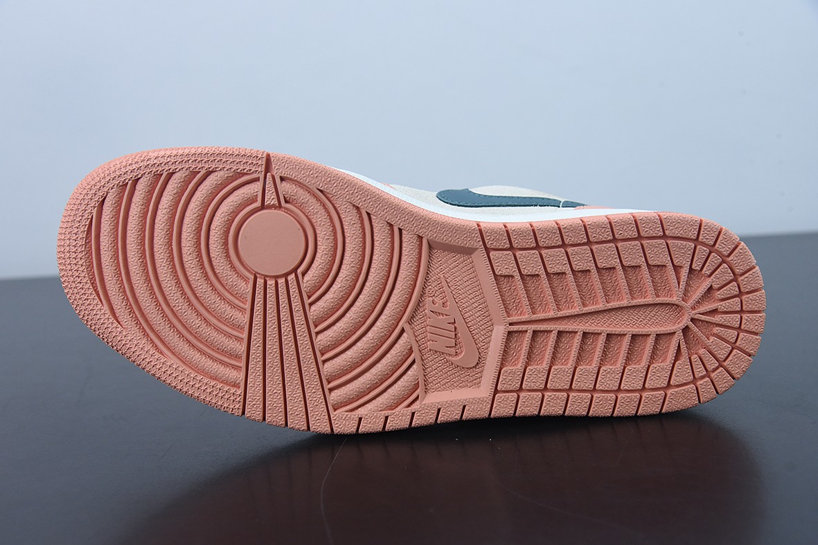 Air Jordan AJ1 Low AJ1 乔1粉绿 低帮文化板鞋 货号：DC0774-800