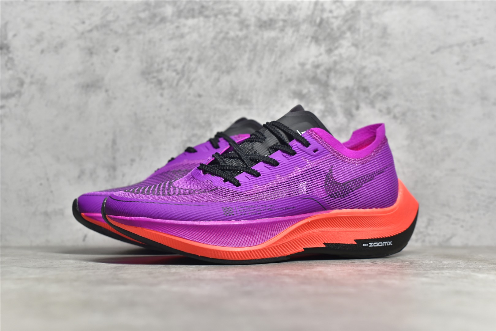 图片[2]-#公司级别 四代 NK ZoomX Vaporfly Next% 破2马拉松跑鞋 细节整体升级 这款next%和上一款4%的鞋最大区的别于在鞋面面料 鞋面使用了全新 Vaporweave 科技 这种类似蝉翼的材质相比 Flyknit 更加轻薄透气 非对称的鞋带系统和泡棉护垫的加入令舒适度更高 尺码：36 36.5 37.5 38 38.5 39 40 40.5 41 42 42.5 43 44 44.5 45-选品中心