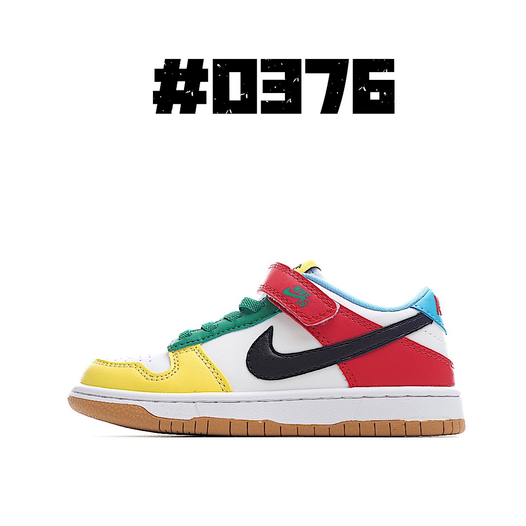 图片[3]-🈴集合图 NIKE SB 低帮儿童板鞋 Nike Dunk Low运动童鞋现携耐穿皮革、经典鞋型和出众质感强势回归，迎接新生代之爱。这款经典运动鞋款采用优质皮革鞋面，塑就出众外观和非凡脚感，彰显80年代风范，现代鞋类技术令舒适体验跃升至全新境界。诞生于1985 年的Dunk凭借其独特学院配色风靡一时，就此掀起时尚风潮，并最终席卷全球，成为历久不衰的经典之作。 尺码：24-37-选品中心