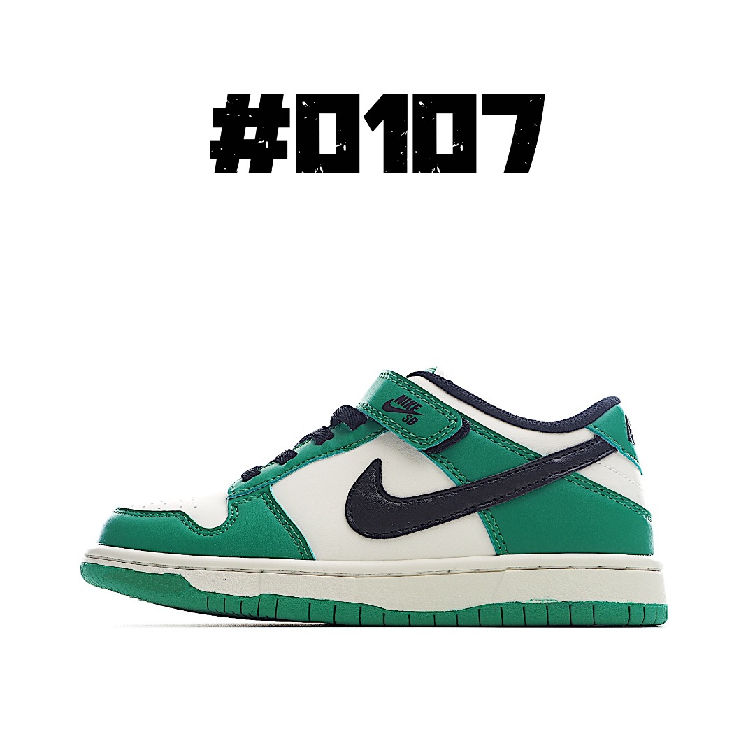 图片[5]-🈴集合图 NIKE SB 低帮儿童板鞋 Nike Dunk Low运动童鞋现携耐穿皮革、经典鞋型和出众质感强势回归，迎接新生代之爱。这款经典运动鞋款采用优质皮革鞋面，塑就出众外观和非凡脚感，彰显80年代风范，现代鞋类技术令舒适体验跃升至全新境界。诞生于1985 年的Dunk凭借其独特学院配色风靡一时，就此掀起时尚风潮，并最终席卷全球，成为历久不衰的经典之作。 尺码：24-37.5-选品中心