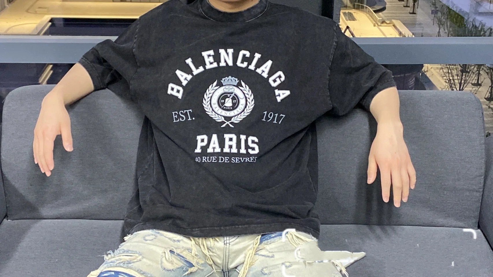 200 2202 高品质 太好看了吧 Balenciag* 巴黎 2022早春新品 EST.1017麦穗印花百搭短袖T