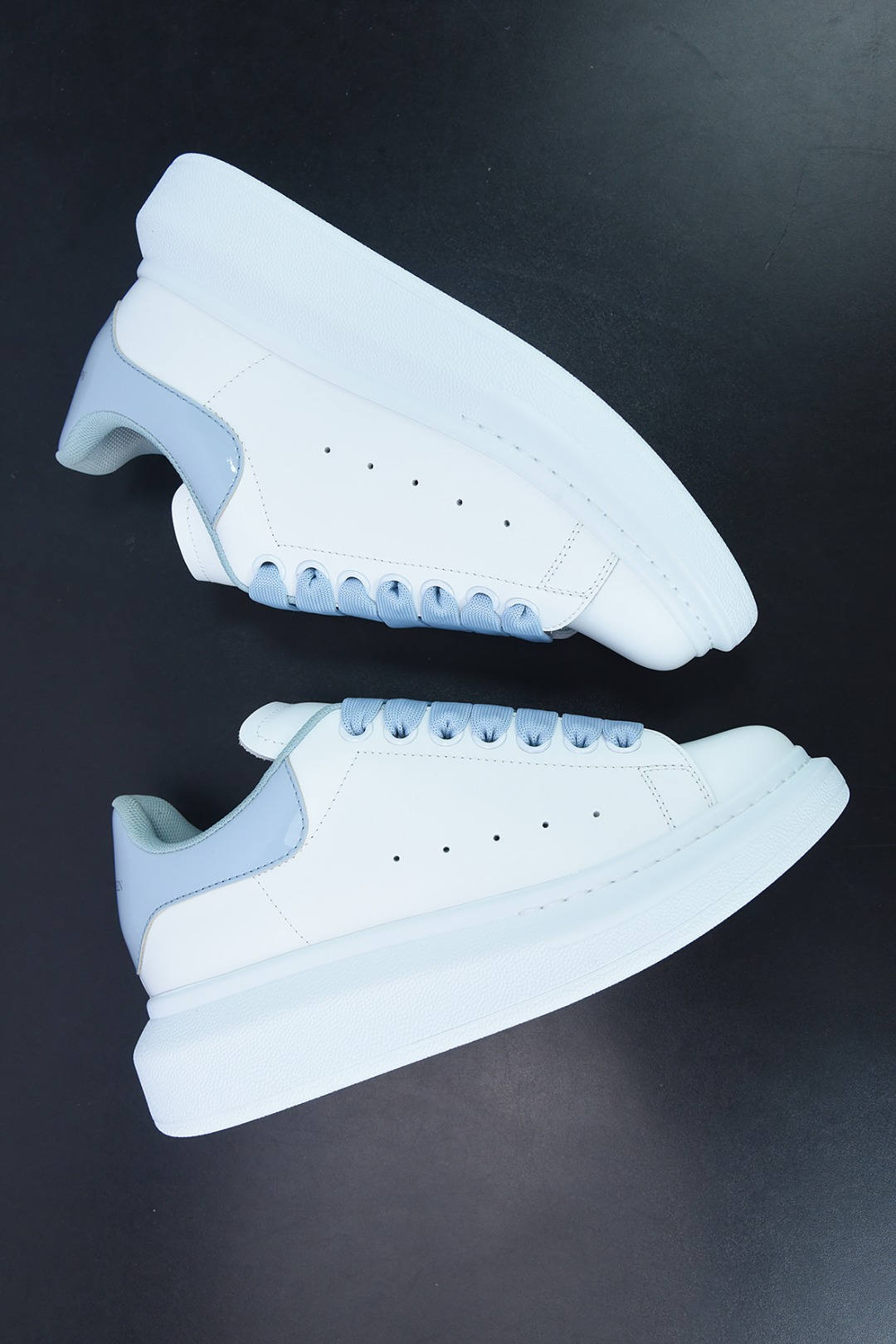 Alexander McQueen/亚历山大麦昆 松糕鞋厚底增高小白鞋D03G6