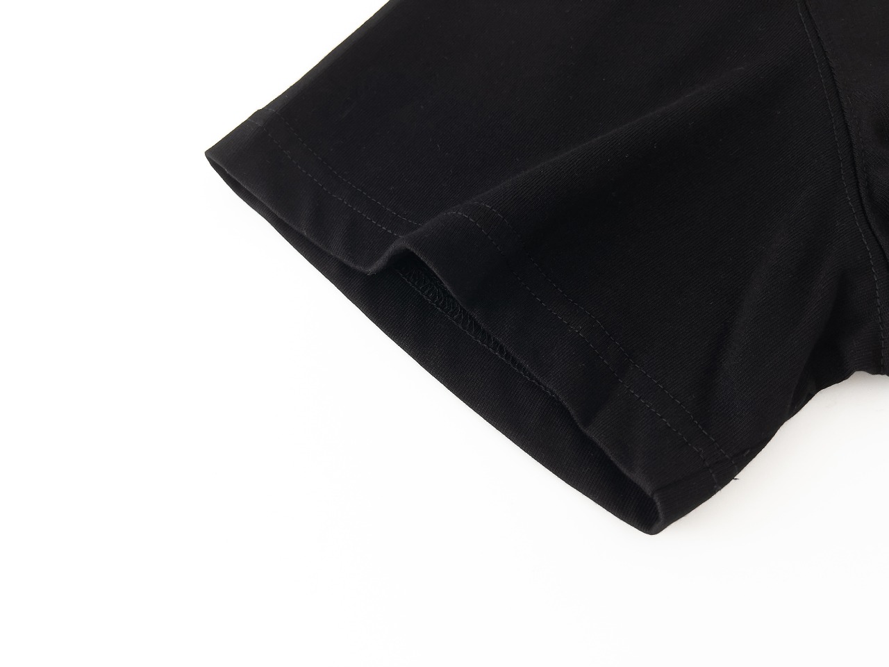 Luxury Fashion Brand bjk CEL*NE: High-Quality, Exclusive, Simple, and Stylish - 图片 6