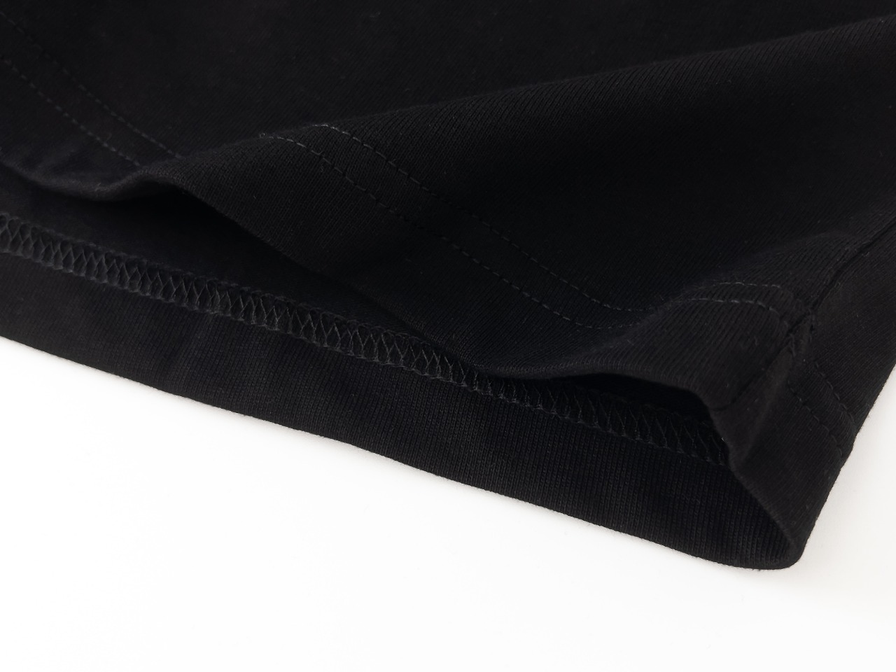 Luxury Fashion Brand bjk CEL*NE: High-Quality, Exclusive, Simple, and Stylish - 图片 8