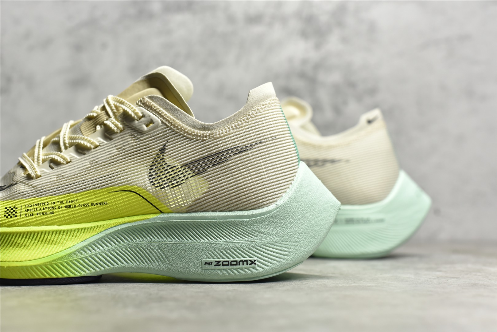 图片[7]-#公司级别 四代 NK ZoomX Vaporfly Next% 破2马拉松跑鞋 细节整体升级 这款next%和上一款4%的鞋最大区的别于在鞋面面料 鞋面使用了全新 Vaporweave 科技 这种类似蝉翼的材质相比 Flyknit 更加轻薄透气 非对称的鞋带系统和泡棉护垫的加入令舒适度更高 尺码：36 36.5 37.5 38 38.5 39 40 40.5 41 42 42.5 43 44 44.5 45-选品中心