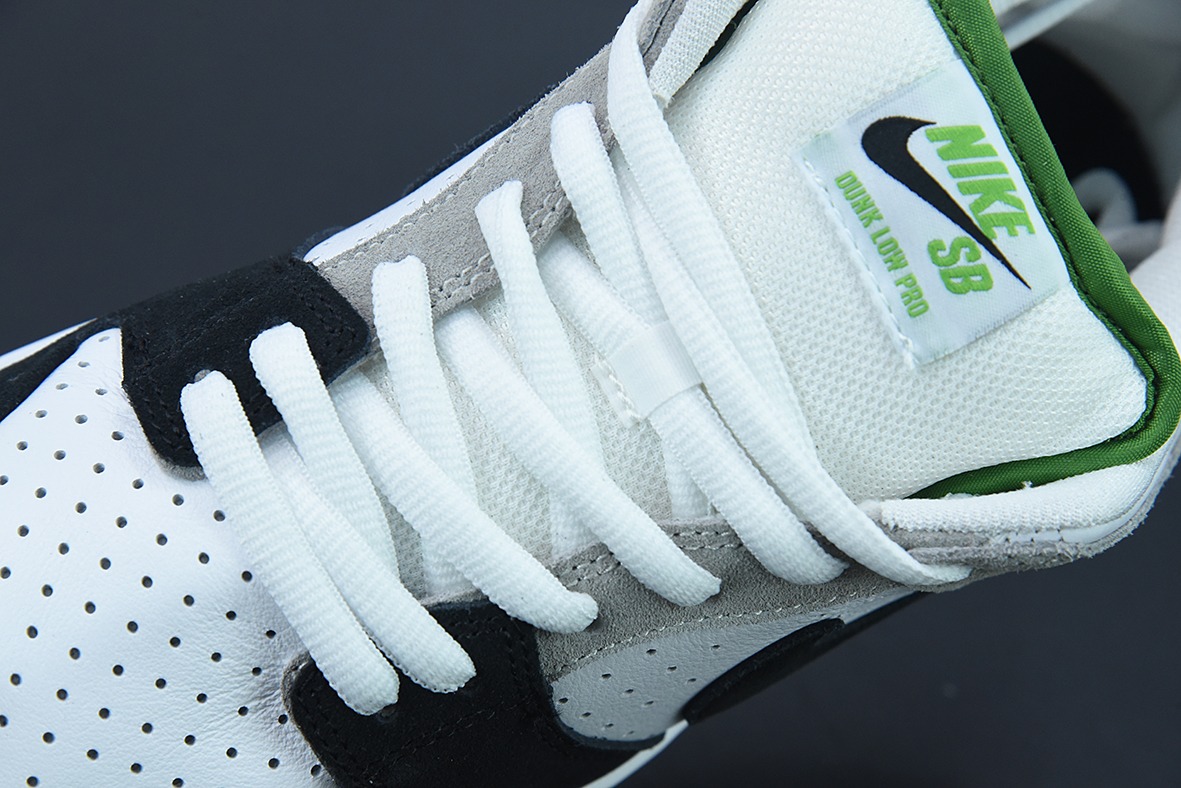 M00M5 纯原 NK SB Dunk Low "Chloroph yll" 灰白黑 叶绿素低帮休闲运动滑板板鞋 货号：BQ6817-011