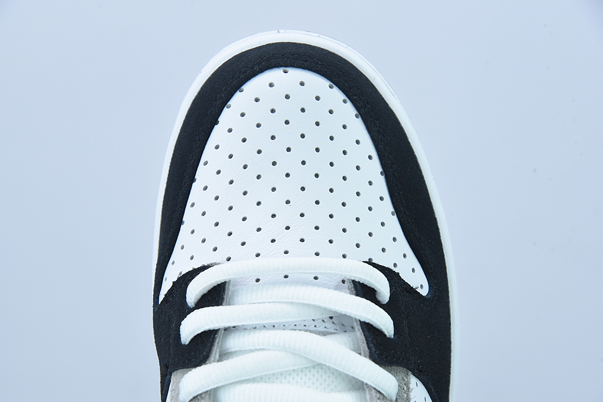 M00M5 纯原 NK SB Dunk Low "Chloroph yll" 灰白黑 叶绿素低帮休闲运动滑板板鞋 货号：BQ6817-011