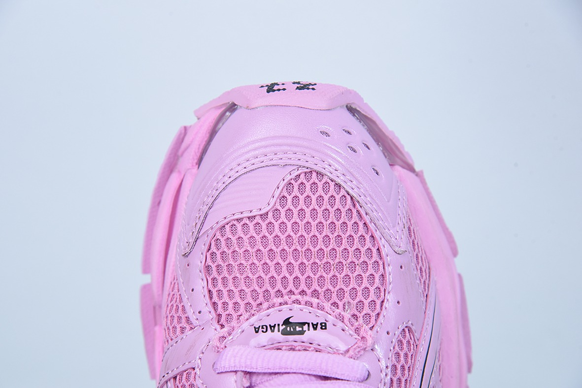 Balenciaga 巴黎世家Runner运动鞋677402W3RB15000