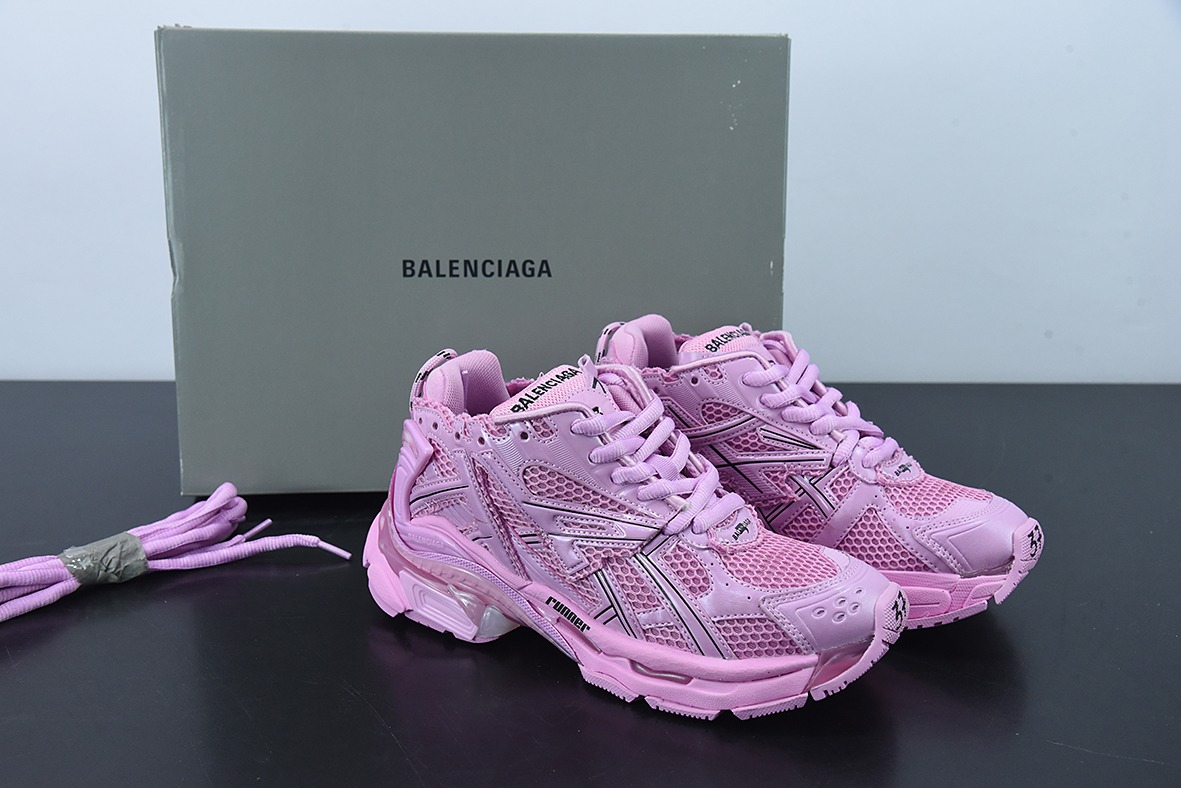Balenciaga 巴黎世家Runner运动鞋677402W3RB15000