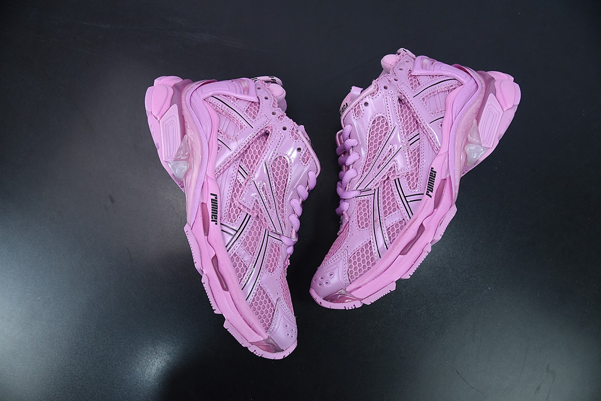 Balenciaga 巴黎世家Runner运动鞋677402W3RB15000