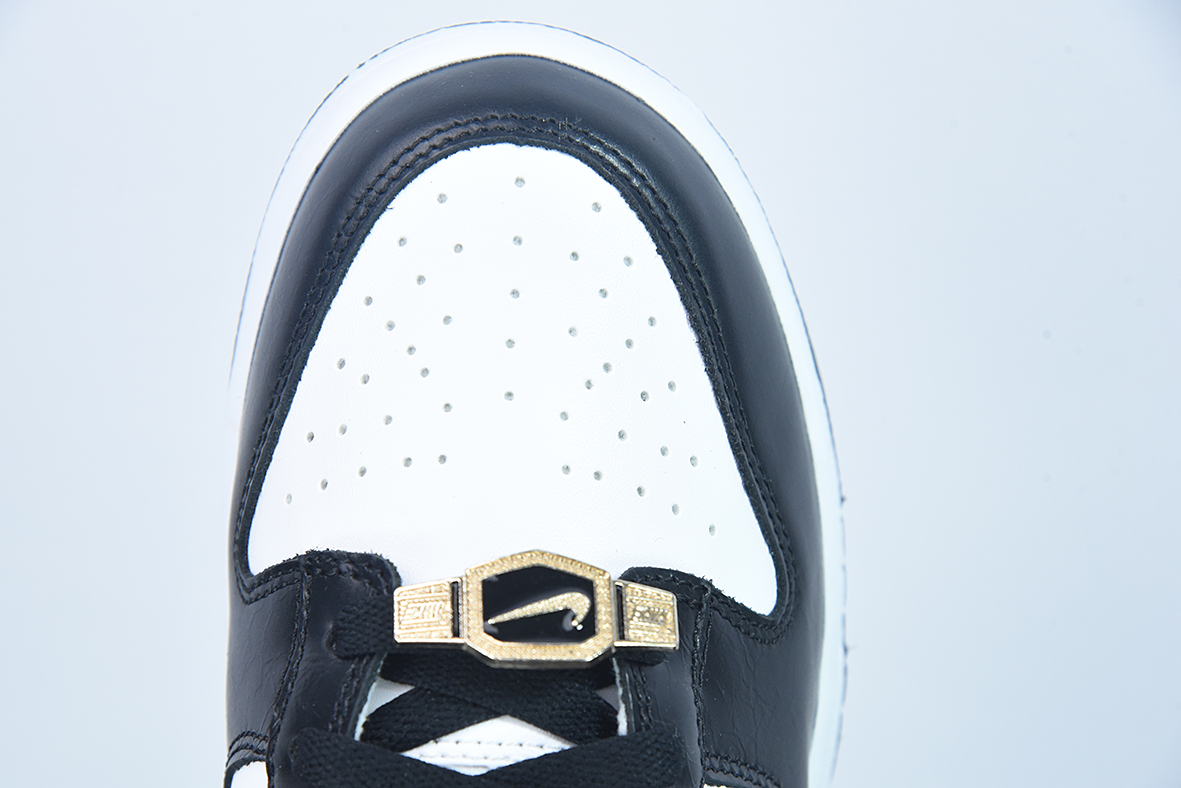 NK Dunk Low " Would Champ" 熊猫 金扣 低帮运动休闲板鞋货号DR9511-100