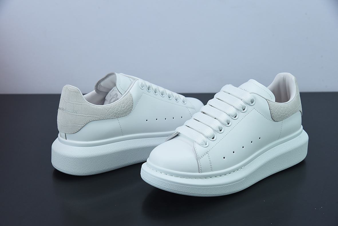 Alexander McQueen/亚历山大麦昆 松糕鞋厚底增高小白鞋D05G6