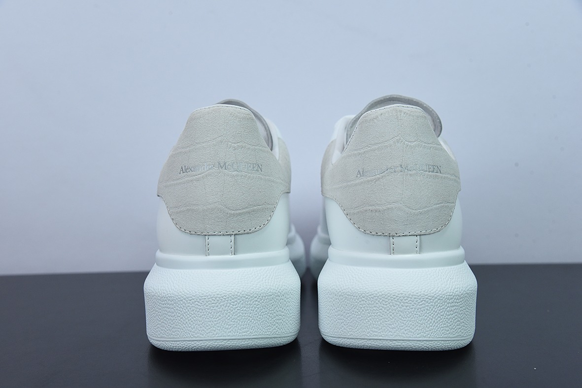 Alexander McQueen/亚历山大麦昆 松糕鞋厚底增高小白鞋D05G6