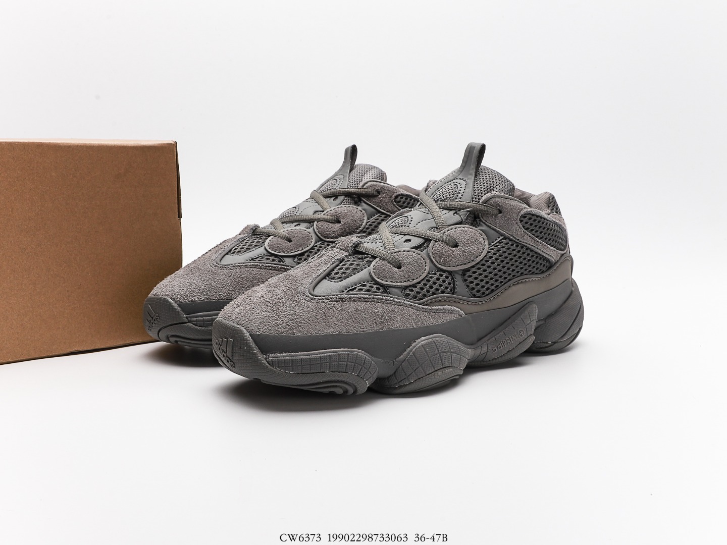 180 阿迪达斯Adidas Yeezy Desert 500 CW6373