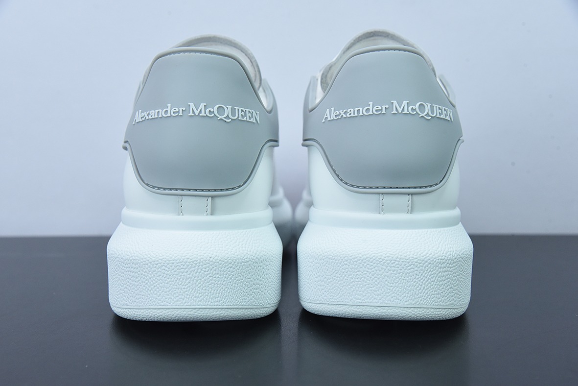 Alexander McQueen/亚历山大麦昆 松糕鞋厚底增高小白鞋D05G6