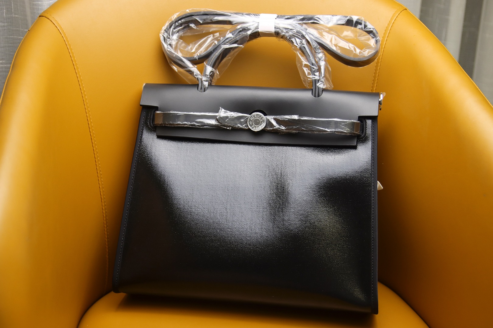 AAA Replica
 Hermes Herbag Crossbody & Shoulder Bags Wholesale Sale
 Black Canvas Cowhide Casual