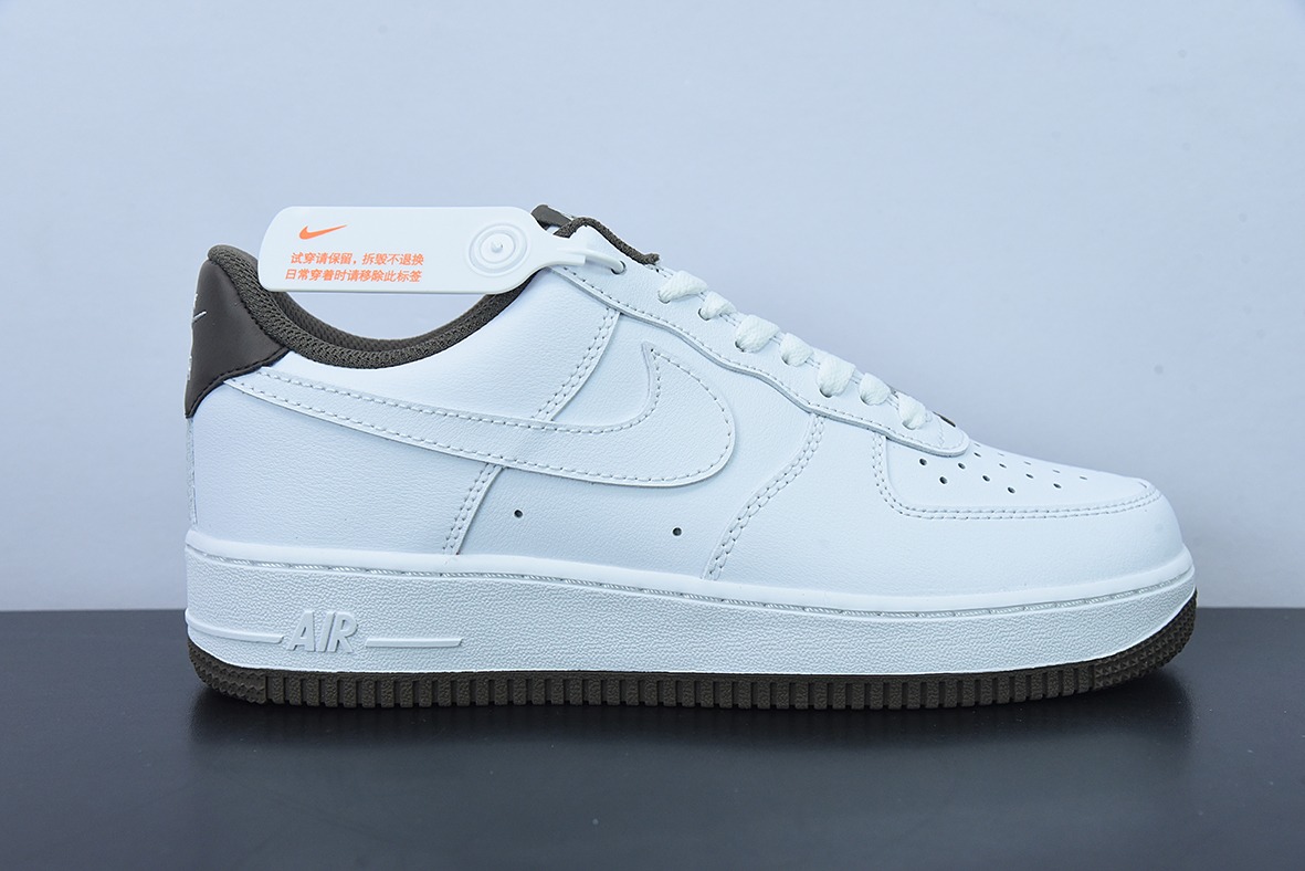 K05L3纯原 Air Force 1 Nike Low 白褐色  空军一号低帮 货号：DO5220 162