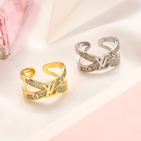 Louis Vuitton Fashion Jewelry Ring- Sell High Quality