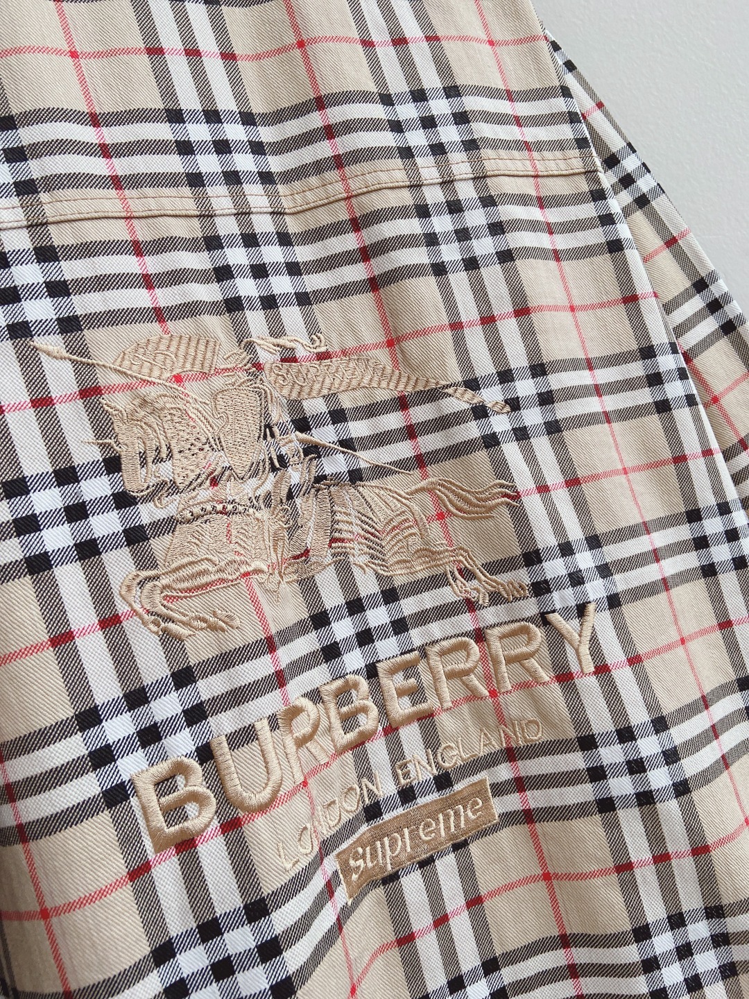 顶级版本 supreme x burberry牛仔外套联名格子