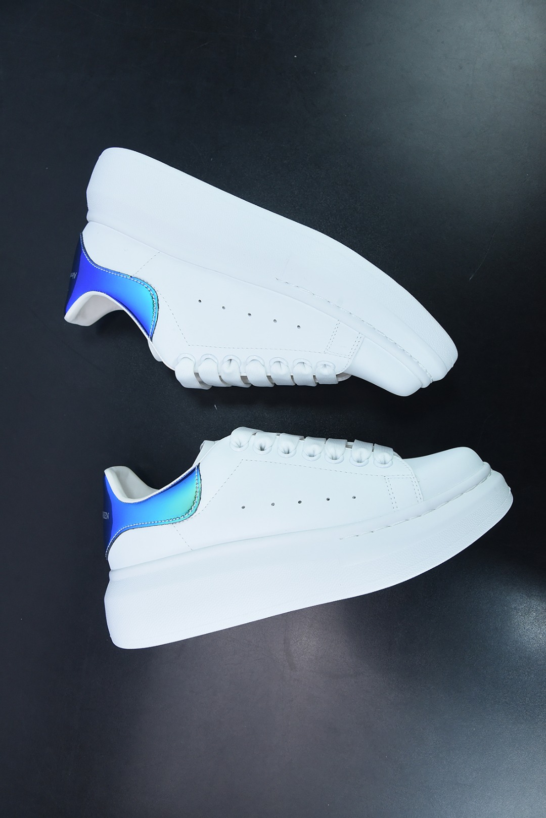 Alexander McQueen 麦坤亚历山大·麦昆 Sole Leather Sneakers低帮时装厚底休闲运动小白鞋