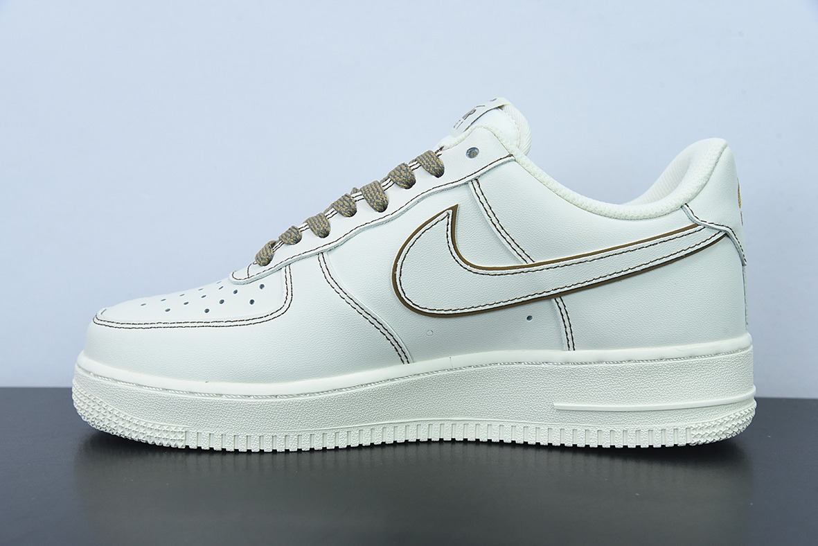 Nike Air Force 1 Low 米棕线3M 满天星空军一号低帮运动鞋货号：315122