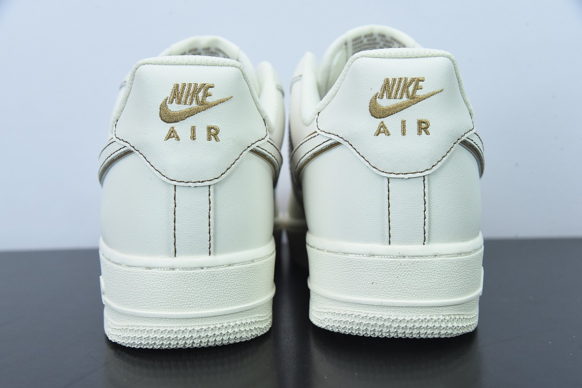 Nike Air Force 1 Low 米棕线 3M 满天星空军一号低帮运动鞋  货号：315122-808