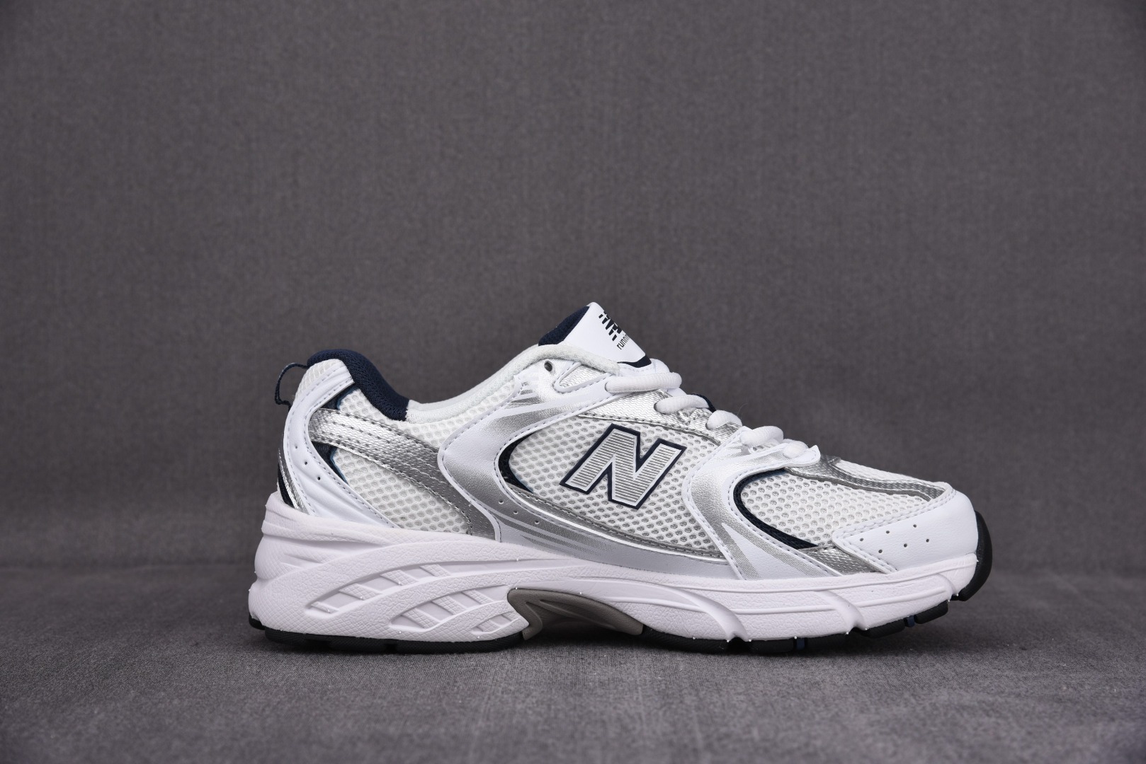 NB530白银鞋码36-44.5总裁