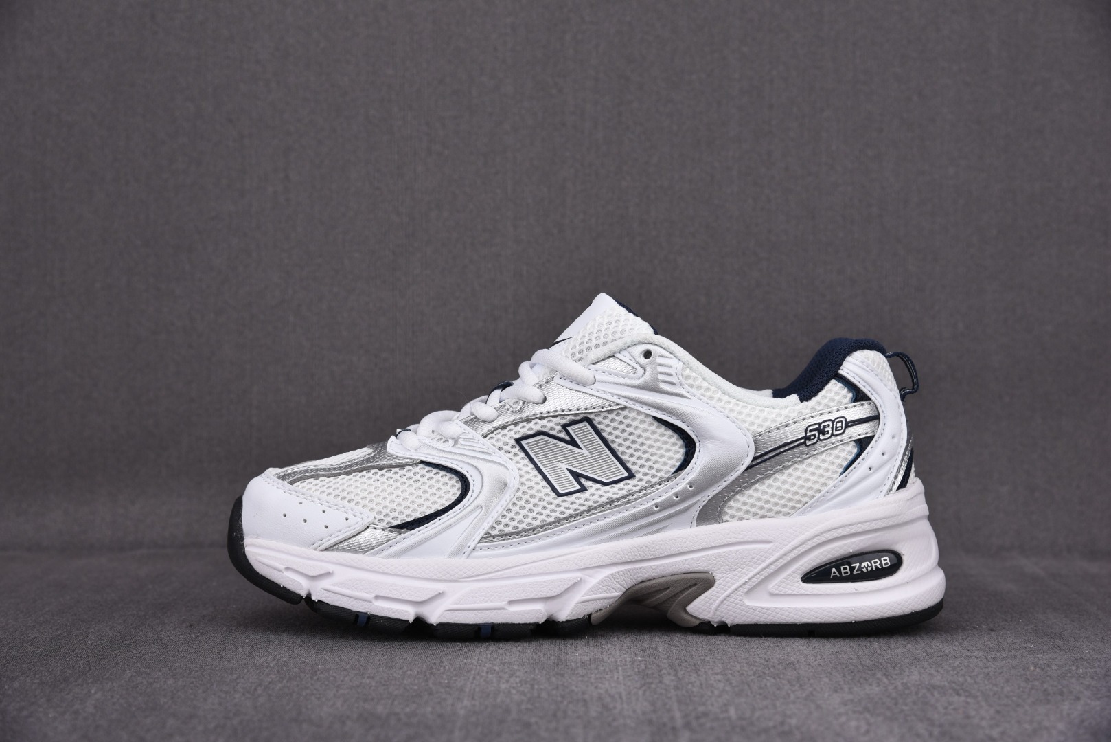 NB530白银鞋码36-44.5总裁