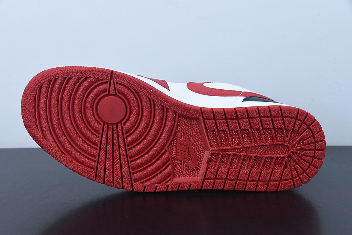B09F3 AIR JORDAN 1 Low AJ1 红白黑 复古 篮球鞋 货号：553558-163