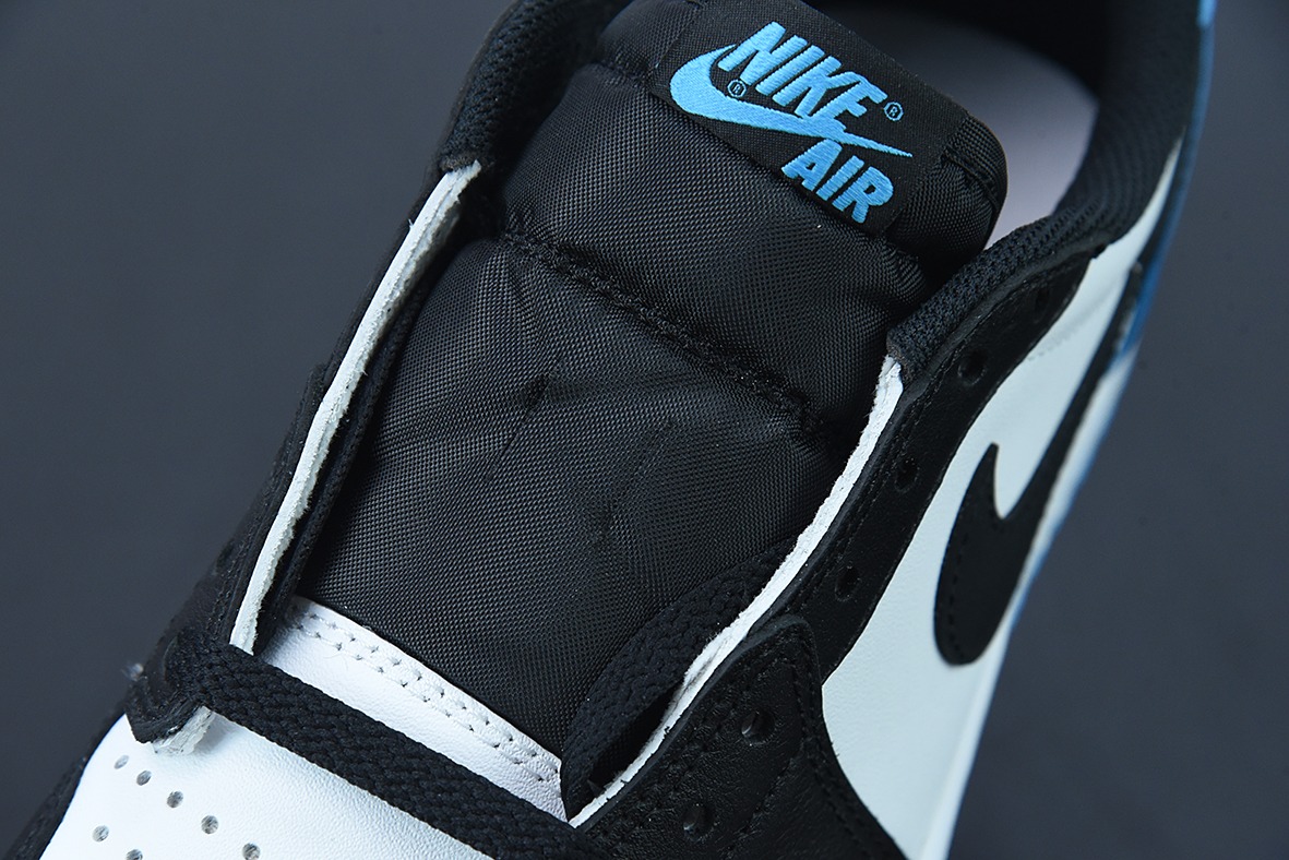 D0F5S4 纯原 Air Jordan AJ1 Low OG  黑蓝脚趾低帮 货号：CZ0790-104