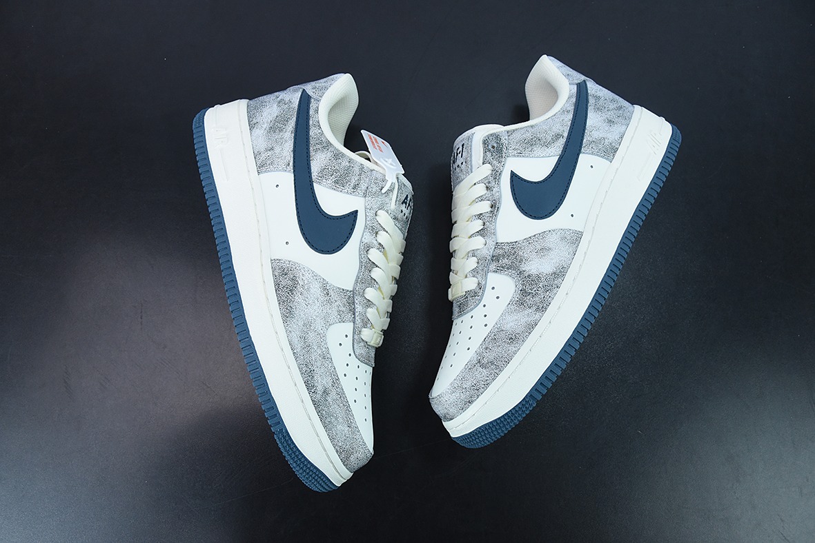 Nike Air Force 1 Low ’07 深蓝岩石 配色 空军一号低帮 货号：BX5815-535