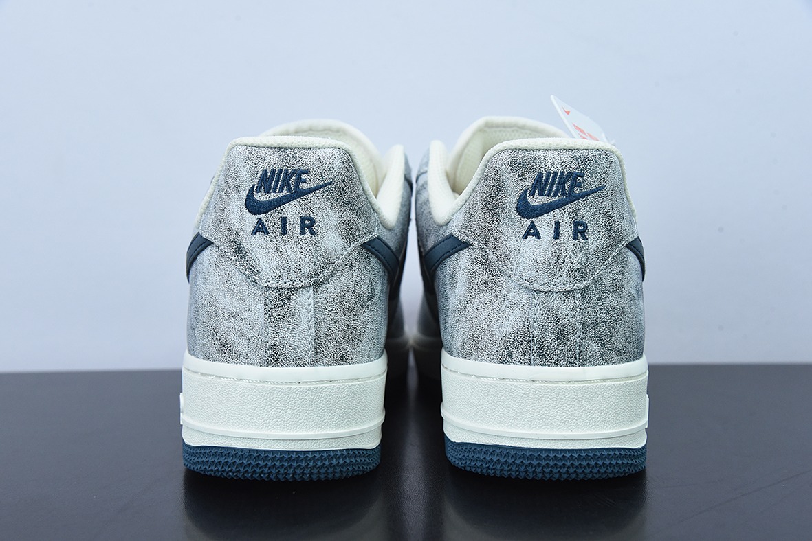 Nike Air Force 1 Low ’07 深蓝岩石 配色 空军一号低帮 货号：BX5815-535