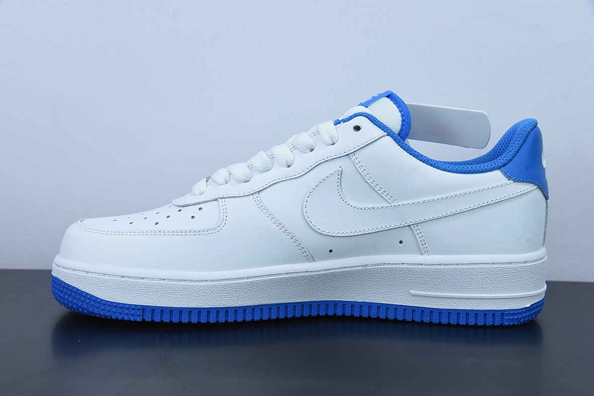 Nike Air Force 1'07 LV8″ White/UNC”空军一号经典白北卡蓝”低帮运动