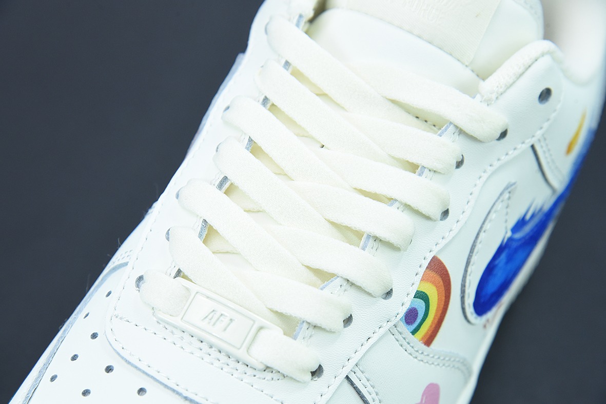 Nike Air Force 1 Low’07 彩虹涂鸦 空军一号低帮休闲板鞋货号：CW2288-333
