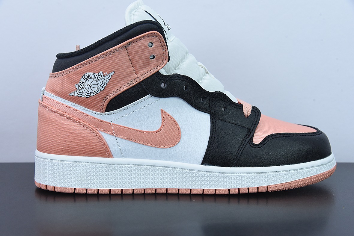 Air Jordan 1 Mid  黑白粉  aj1中帮系列货号：DM9077-108SIZE