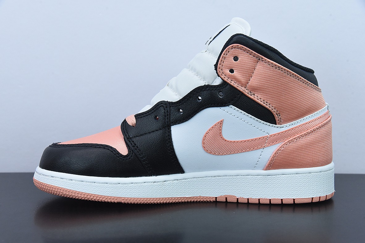 Air Jordan 1 Mid  黑白粉  aj1中帮系列货号：DM9077-108SIZE