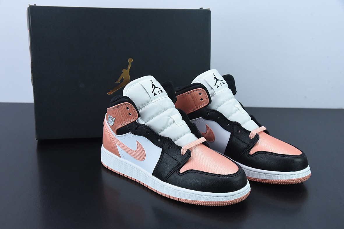 Air Jordan 1 Mid  黑白粉  aj1中帮系列货号：DM9077-108SIZE